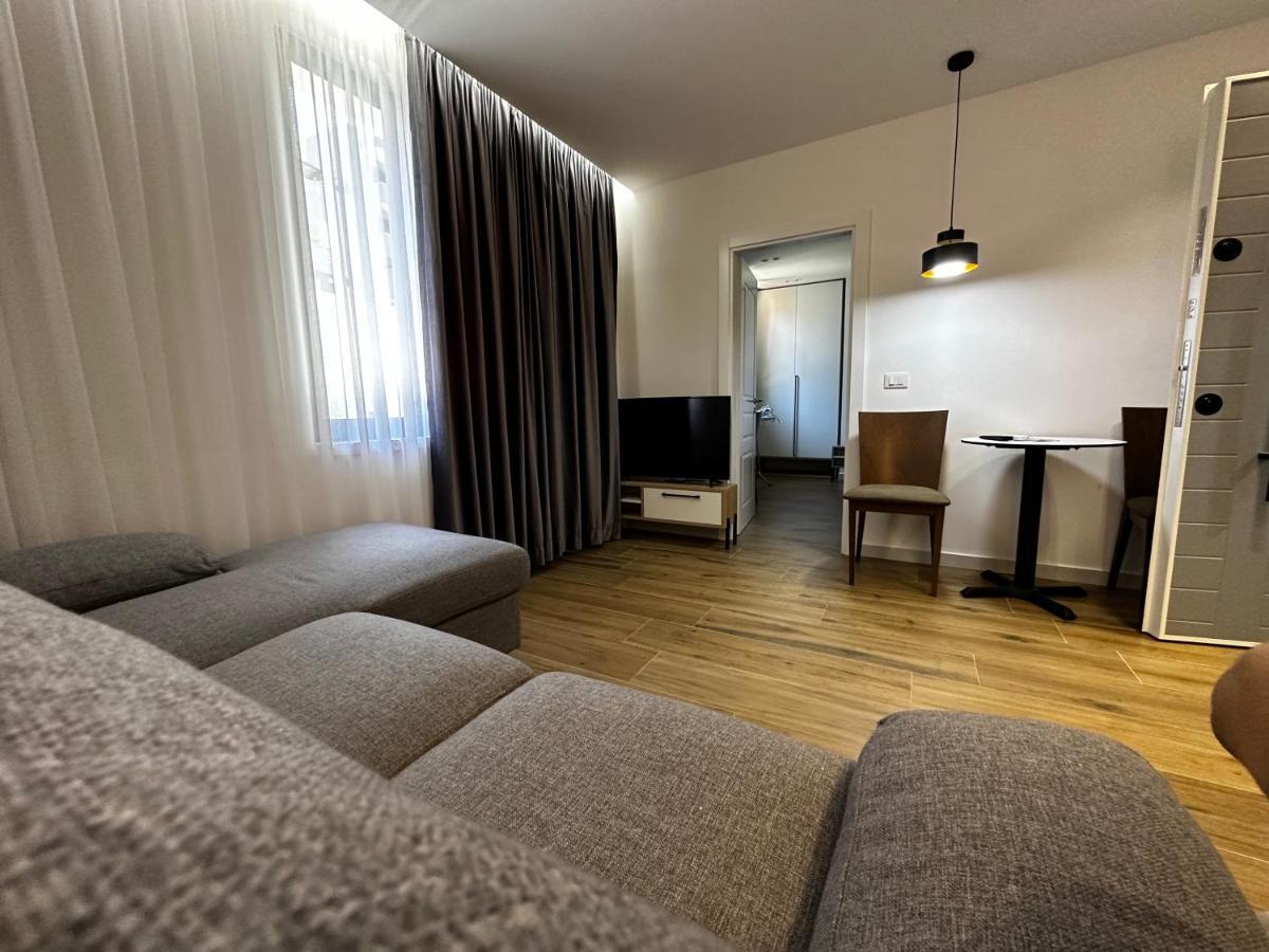 Alvi Apartment Tirana Esterno foto
